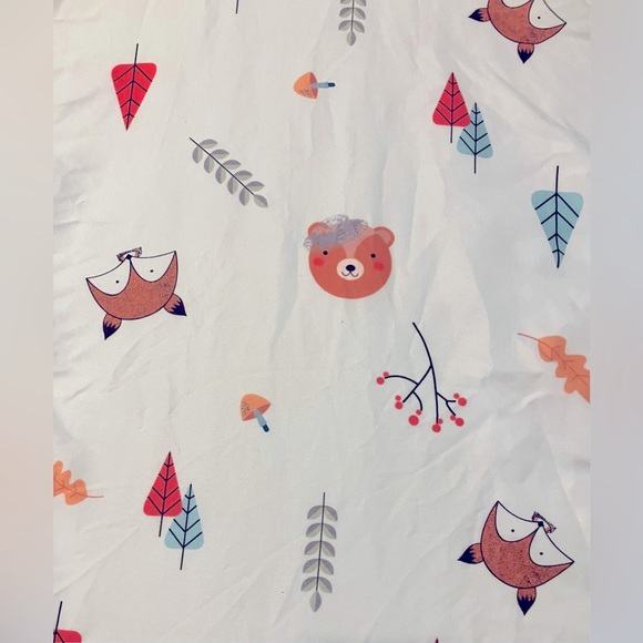 Two woodlands bassinet mattress covers for baby. - Picture 4 of 4